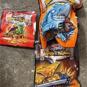 Smashers Dino Island Shark Playset - Blue and Orange